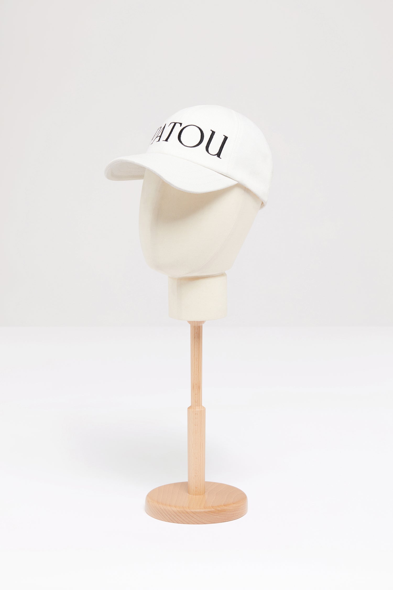 即発・新品未使用】PATOU オーガニックコットン パトゥロゴ CAP-